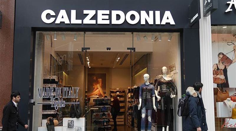 La RAE multa a Calzedonia por usar la letra Z en vez de la C