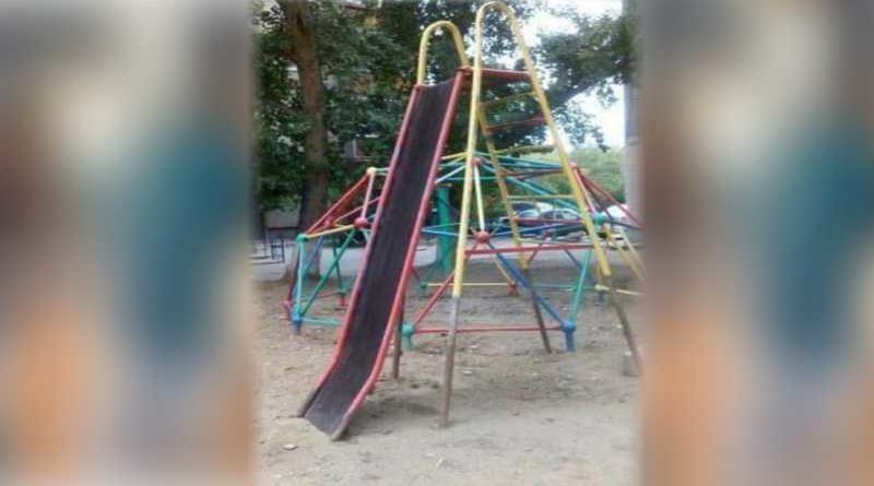 Clausurado un parque infantil tras más de 20 niños con lesiones óseas