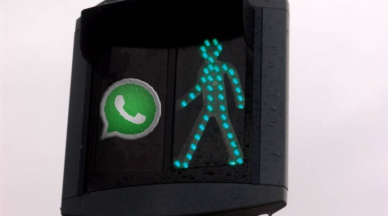 Los semáforos tendrán 20 segundos extra para que los conductores respondan al Whatsapp
