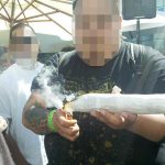 Se fuma un porro con 1 kilo de marihuana para demostrar que era para consumo propio
