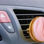 Sale al mercado el primer ambientador de coche con olor a vagina